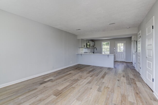 Photo - 606 Newhall Dr (Nashville, TN) House