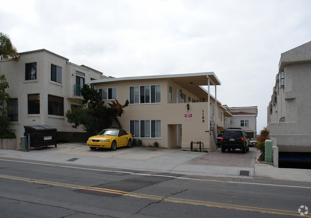 Primary Photo - 1169 Pacific Beach Dr