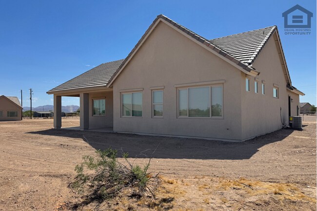 Foto del edificio - 3bed/2bath Home in North Surprise! Ready for Immediate Move-In! -- NO HOA!