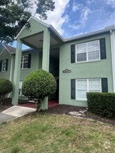 Building Photo - 2025 Dixie Belle Dr