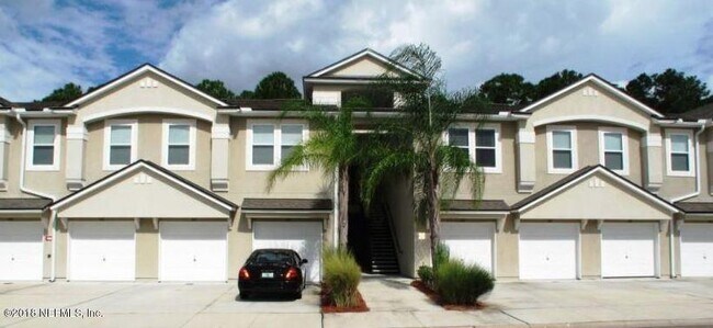 Building Photo - 7032 Deer Lodge Cir