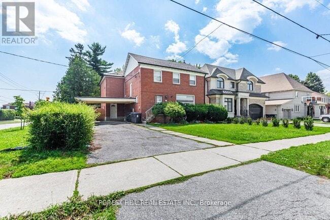 Building Photo - 41 Fairholme Ave