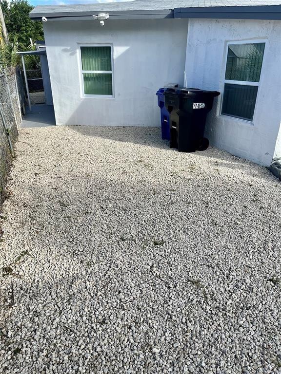 Building Photo - 2201 NE 135th Ln