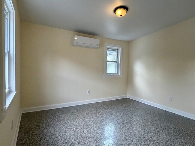 Foto del edificio - 44 Everett St