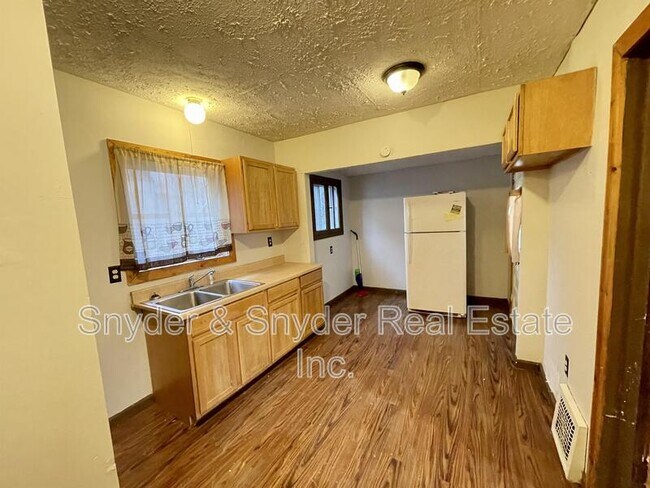 Foto del edificio - 450 Homer Ave