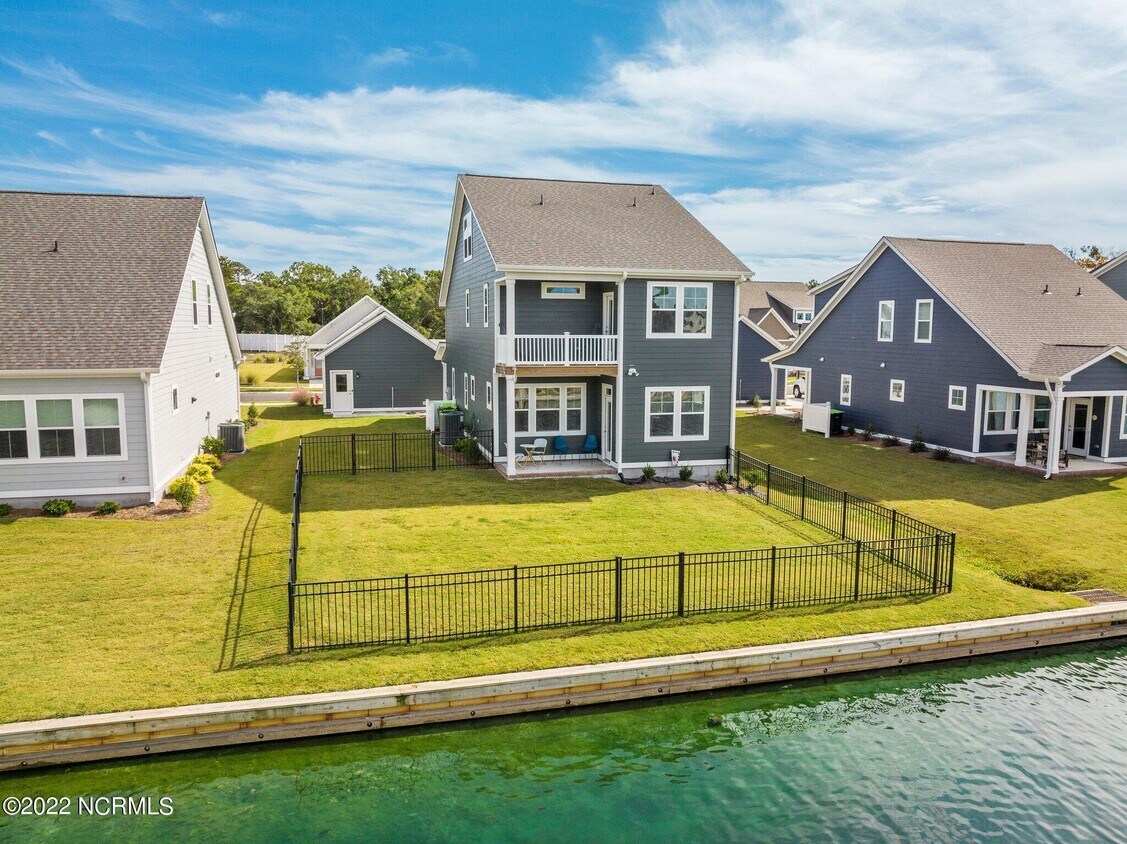 411 Goldeneye Ct, Beaufort, NC 28516 House for Rent in Beaufort, NC