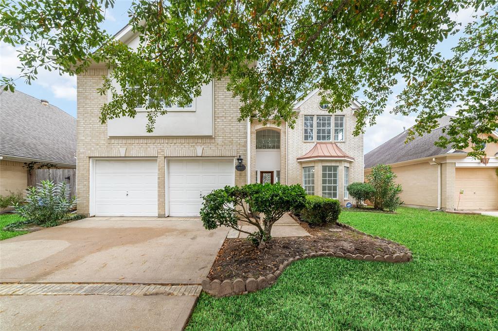 Foto principal - 304 Lago Vista St