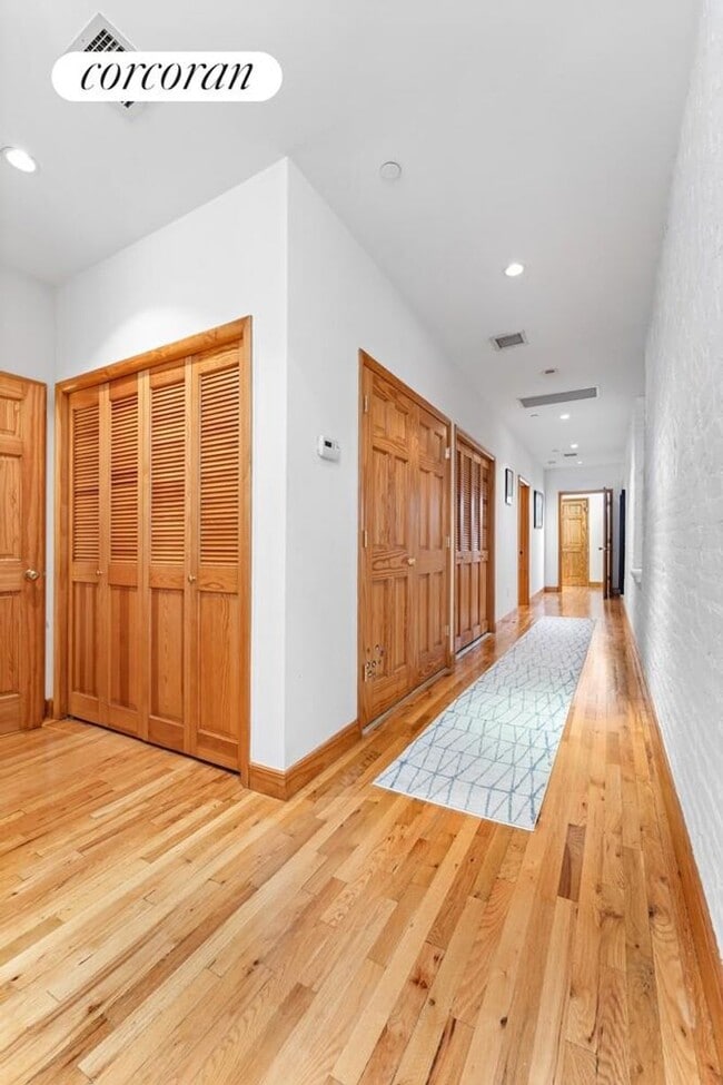 Foto del edificio - 510 Broome St