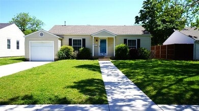 Building Photo - 1226 San Patricio Dr