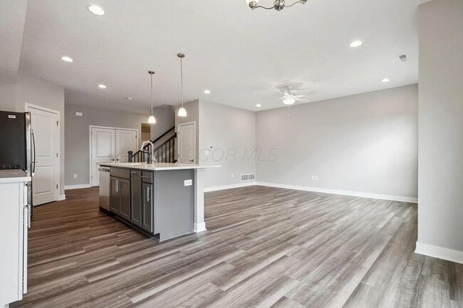 Building Photo - 6351 Azile Wy