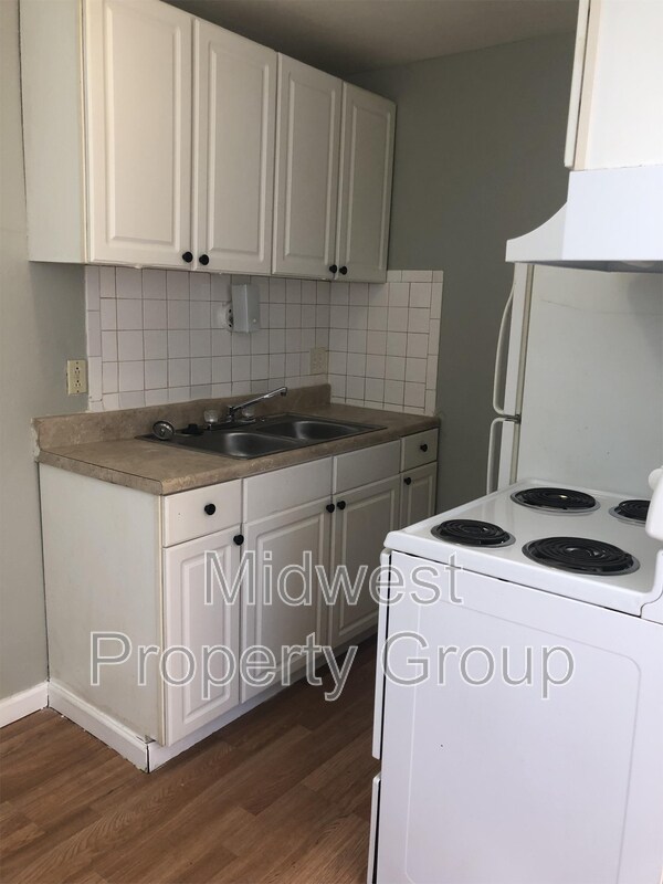 3712 Geraldine Ave Unit 6, Saint Ann, MO 63074 Condo for Rent in