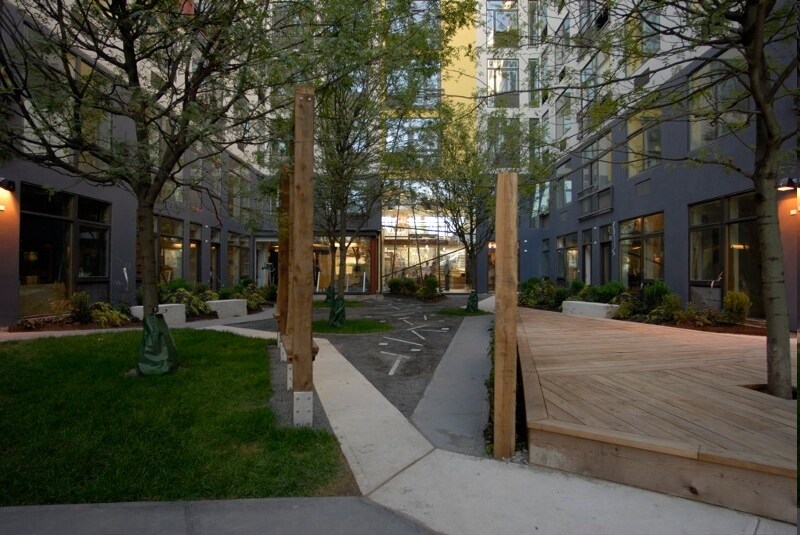 Primary Photo - Castle Braid Apartments