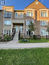 Building Photo - 3135 Boxford Cres