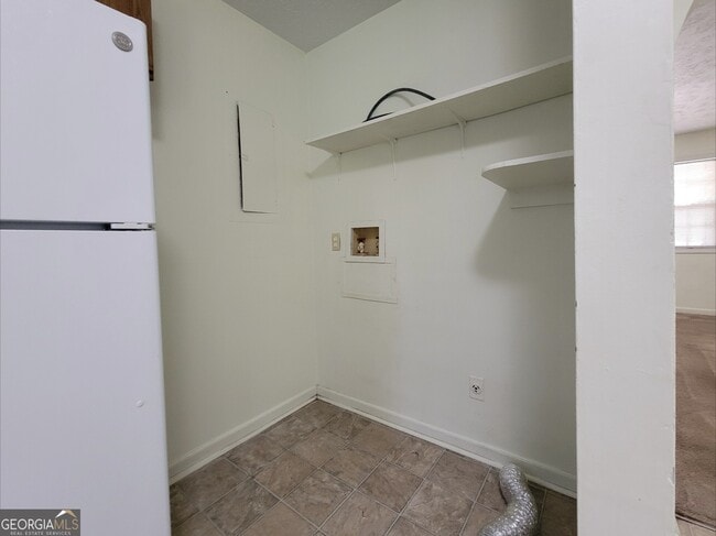 Building Photo - 8 Candlewood Terrace NE