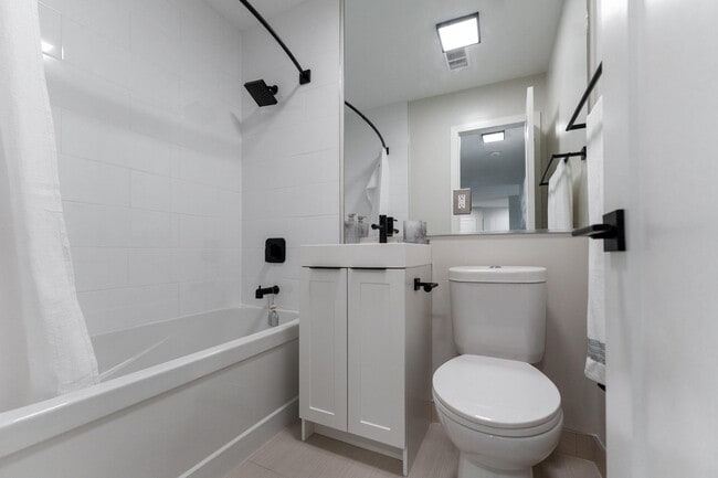 Building Photo - 109 Jameson Avenue