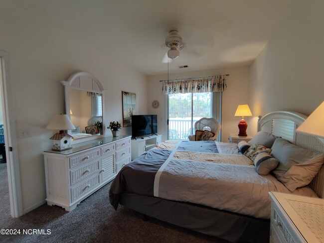 Building Photo - 872 Great Egret Cir SW