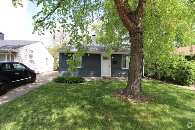 Building Photo - 1315 Orchard Ave