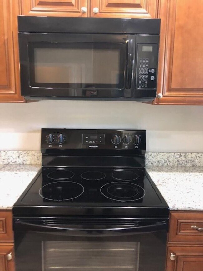 Building Photo - CITRUS SPRINGS DUPLEX