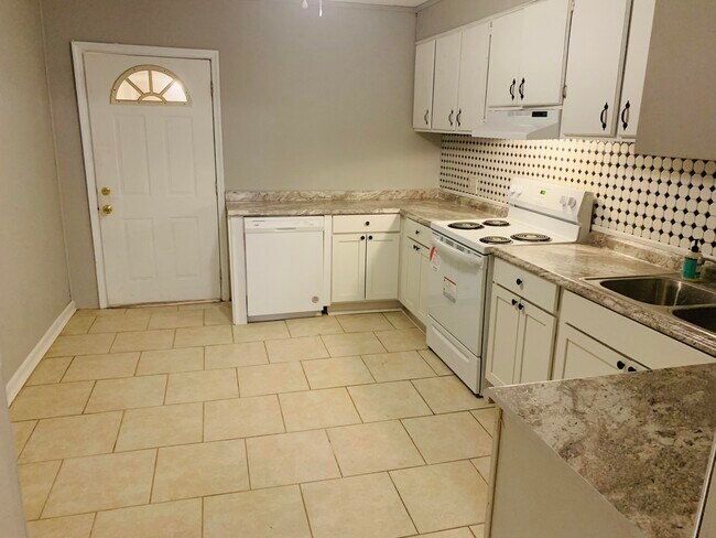 Cocina remodelada - 2004 Gardner St