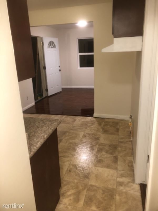 Building Photo - 2 br, 1 bath House - 6040 Agra st