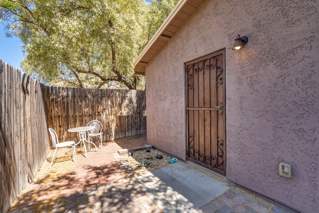 Primary Photo - Furnished Casita