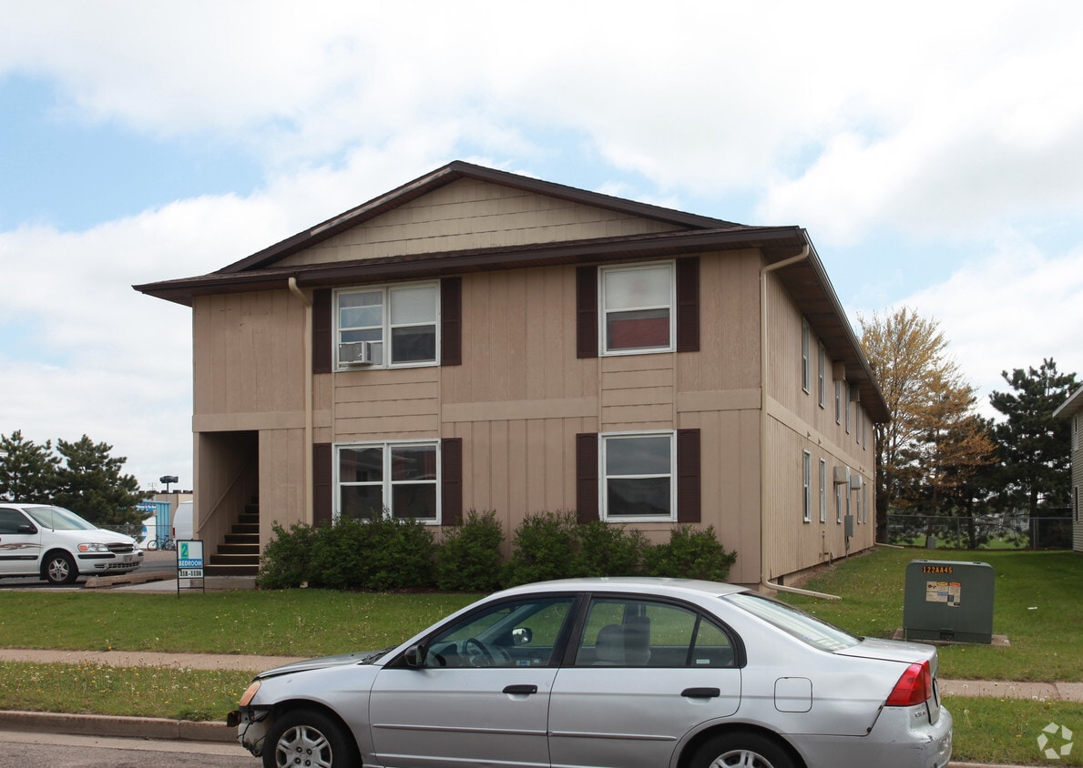 3222 Eldorado Blvd, Eau Claire, WI 54701 Apartments in Eau Claire, WI