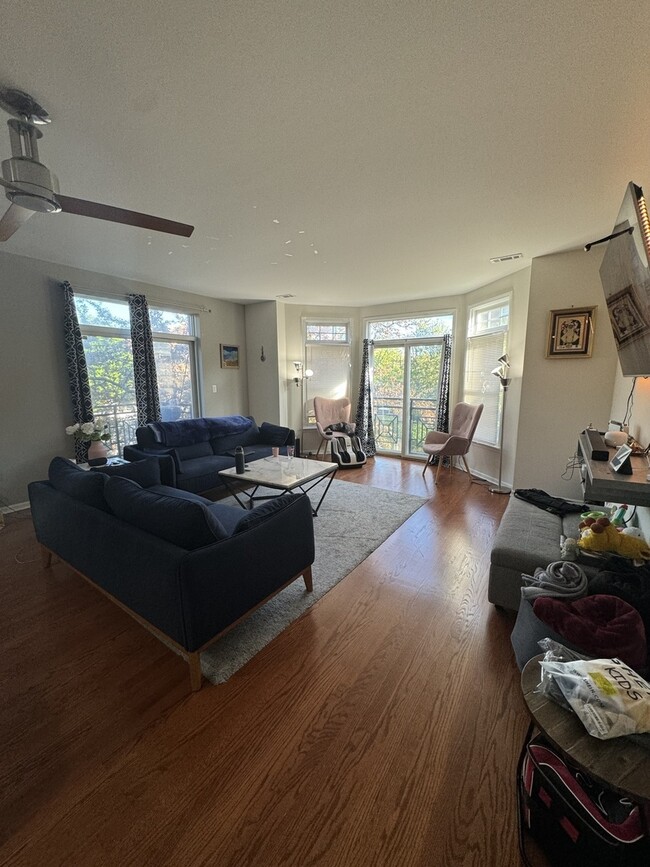 Foto del edificio - 802 W University Ln