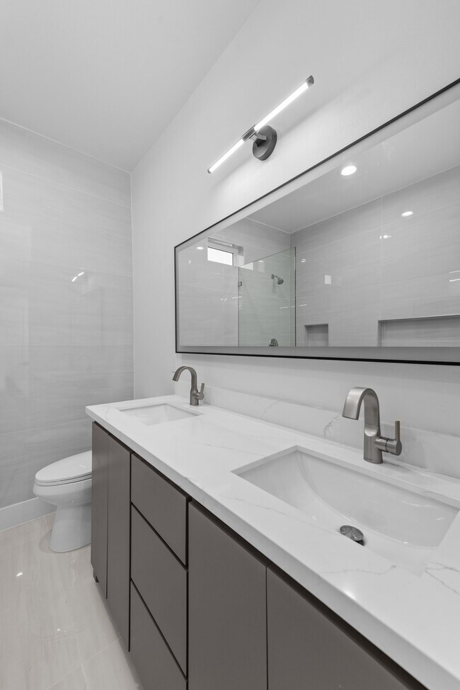 Building Photo - 2314 Barbee St