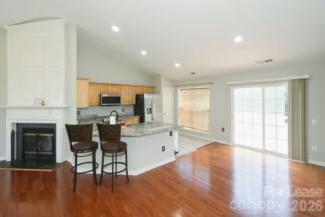 Foto del edificio - 6824 Southbrook Dr