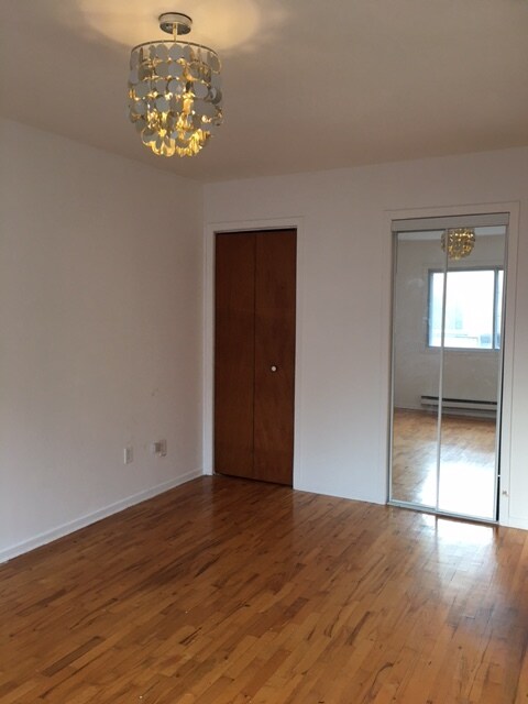 Photo du bâtiment - 12350 Boul Rolland