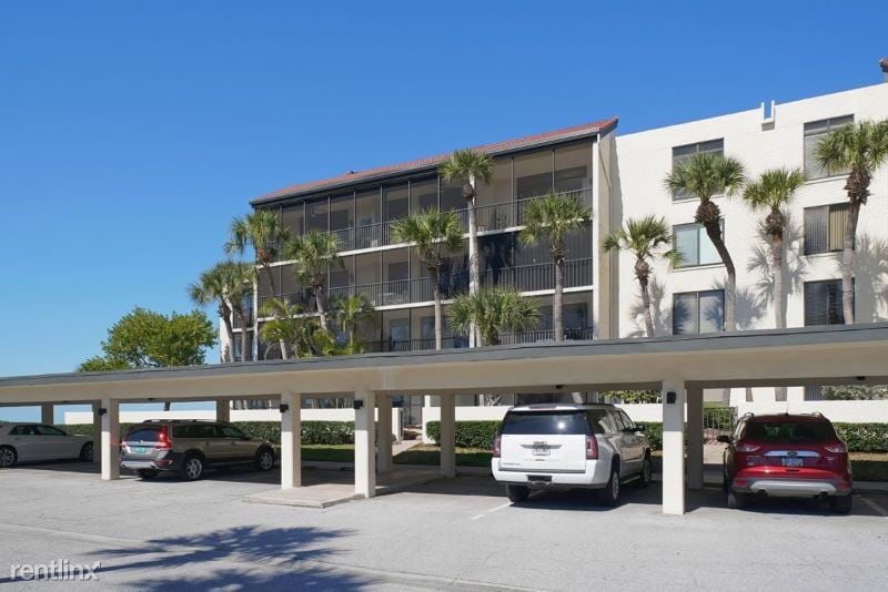 Primary Photo - 2045 Gulf of Mexico Dr