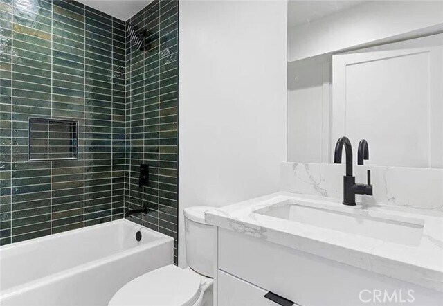 Foto del edificio - 6419 Lexington Ave