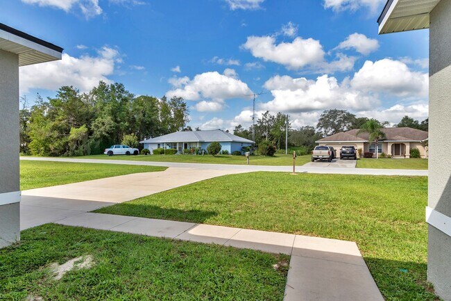Foto del edificio - Desirable SW Ocala Neighborhood 4/2/2 **WO...