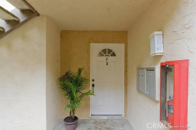 Building Photo - 8533 Villa La Jolla Dr