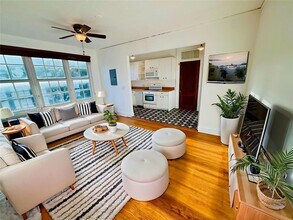 Building Photo - 3224 Biscayne Blvd