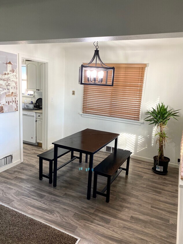 Foto principal - 588 W Utah Ave