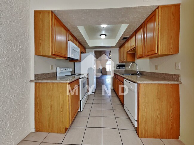 Foto del edificio - 5100 N Miller Rd Apt 23