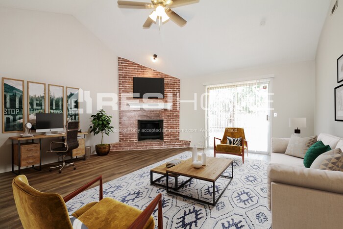 Foto principal - 8913 NW 80th St