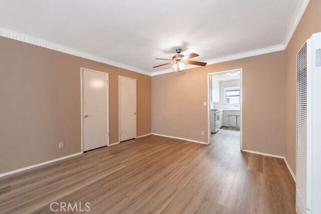 Foto del edificio - 5319 Whitsett Ave