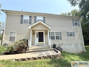 Building Photo - 256 Fountayne Ln