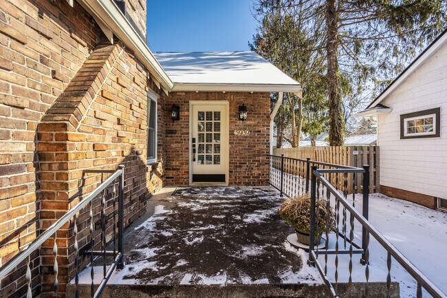 Building Photo - 5939 Guilford Ave