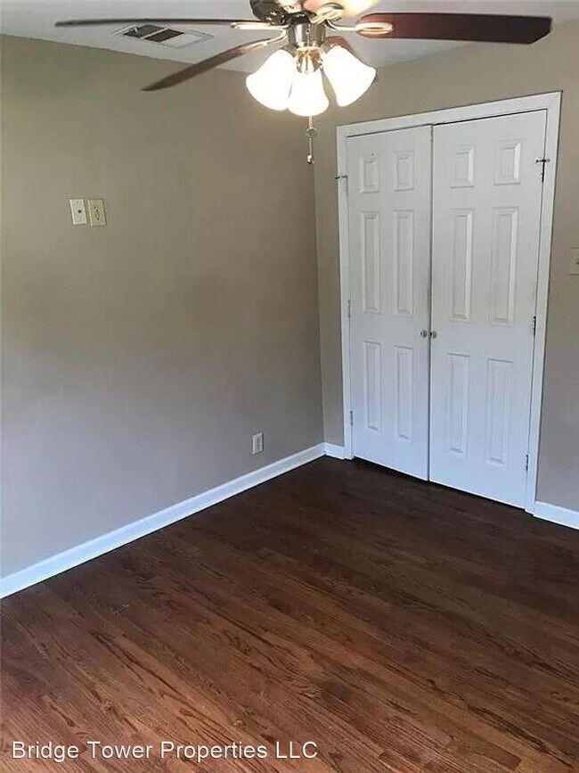 Building Photo - 3 br, 2 bath House - 1102 E Rosedale Street