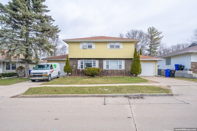 Foto del edificio - 1500 W Pershing St