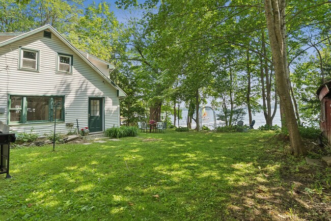 Foto del edificio - 111 Cottage Rd