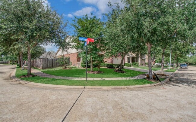 Building Photo - 7307 Love Creek