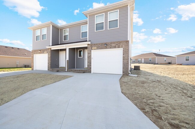 Building Photo - New Build- 2 Story Duplex in Westbury Gardens
