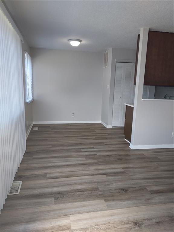 Foto del edificio - 6436 Lupine Terrace