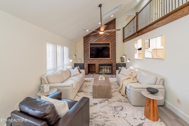 Photo - 5114 McKamey Rd House