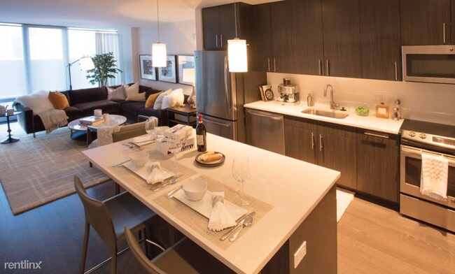 Foto del edificio - 2 br, 2 bath  - 2 Northern Ave Unit 240