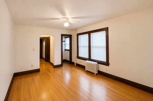 Foto del edificio - 1027-1027 Jenifer St